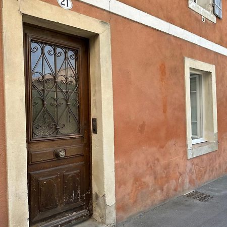 Studio Centre Ville La Toscane LʼIsle-sur-la-Sorgue المظهر الخارجي الصورة