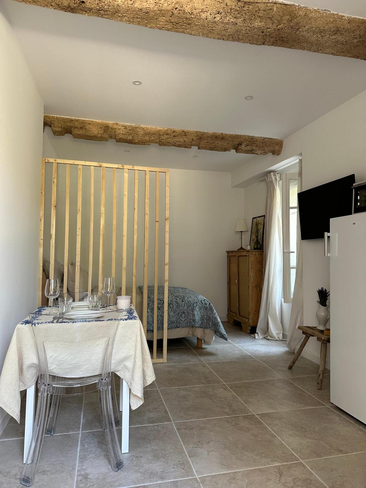 Studio Centre Ville La Toscane LʼIsle-sur-la-Sorgue المظهر الخارجي الصورة
